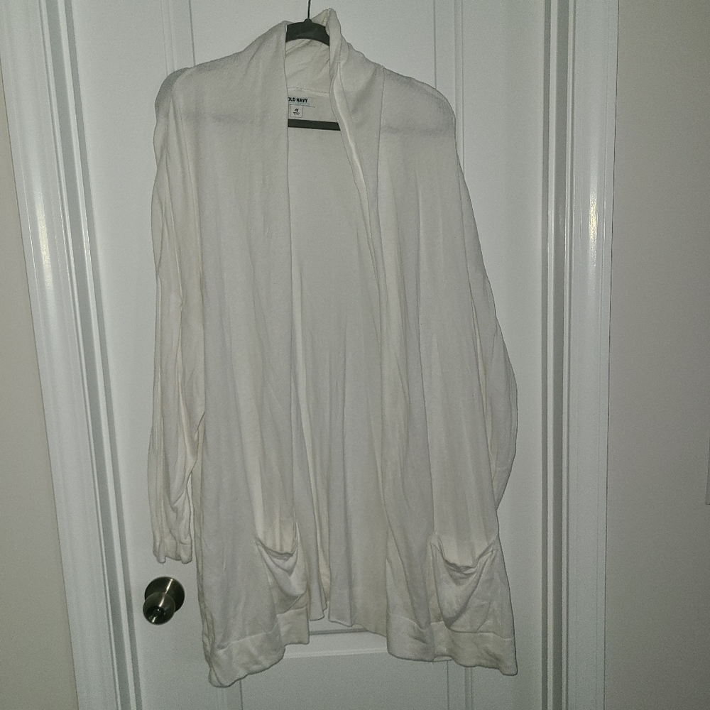 White Old Navy Sweater